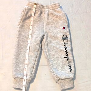 Champion Unisex Toddler Girl Boy Winter Fall Sweatpants. Size: 2T